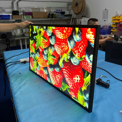 شراء 32'' 4K تسلط الضوء على لوحة LCD في الهواء الطلق شاشة عرض LCD نافذة متجر مشرق شاشة إشارة online manufacture